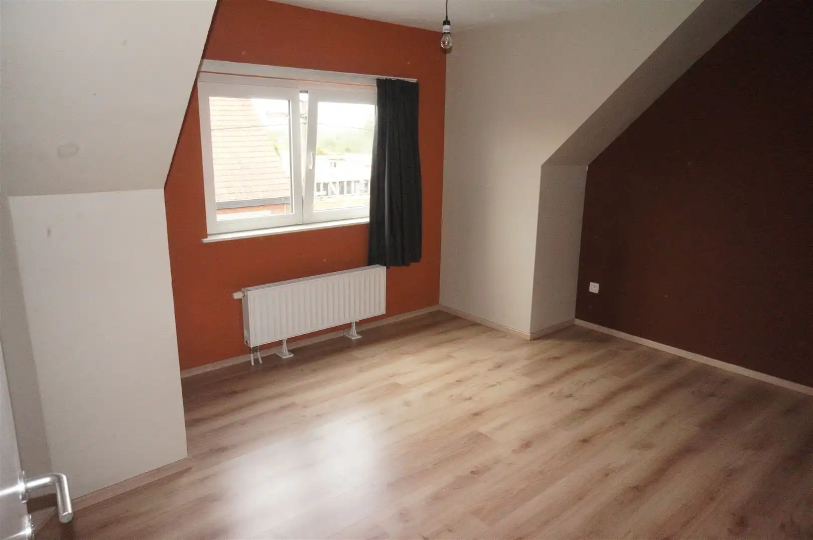 Duplex appartement met 2 slaapkamers en een autostaanplaats. foto 5