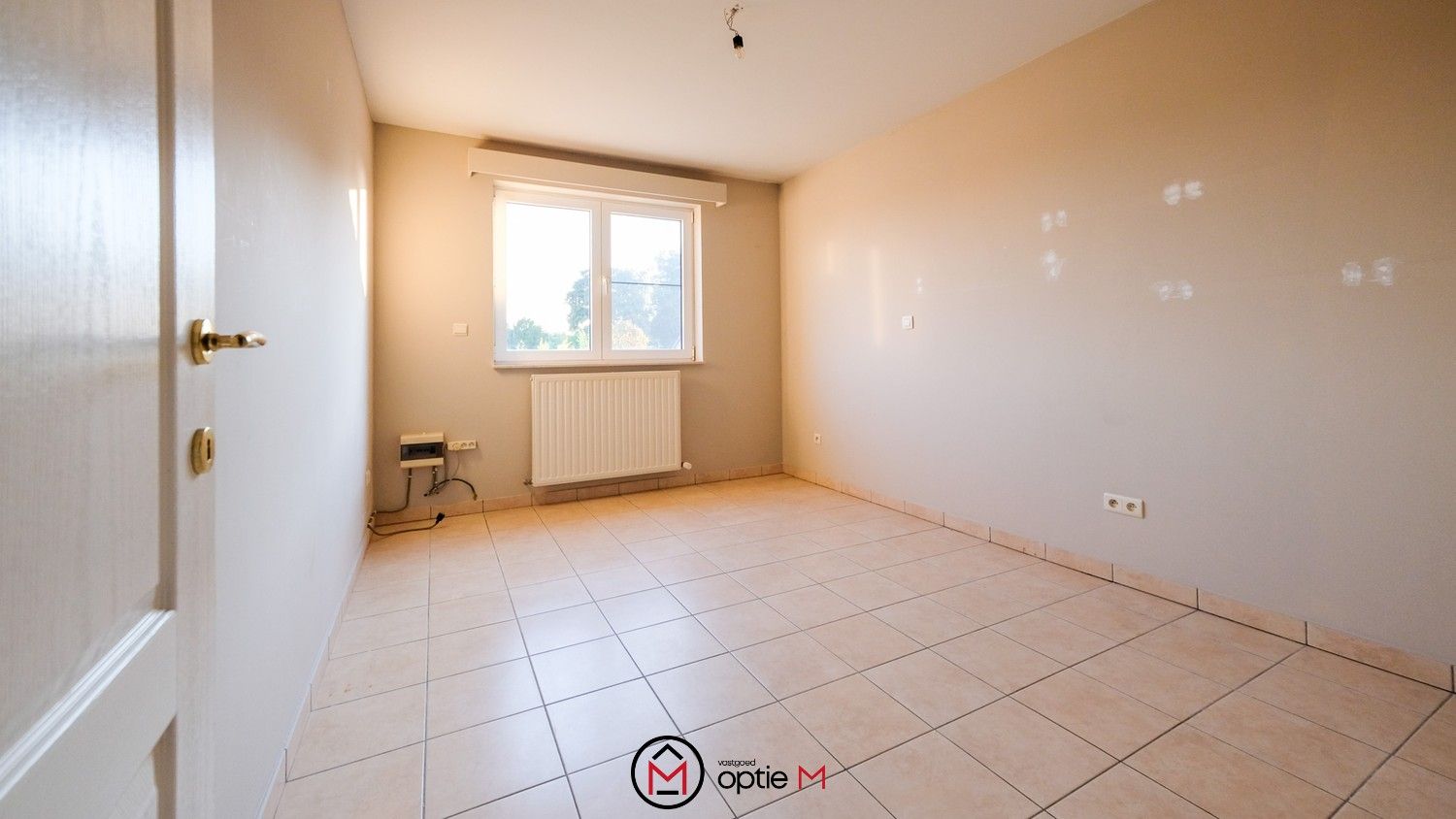 Investeringspand met handelsruimte en appartement in Merem Bilzen foto 14