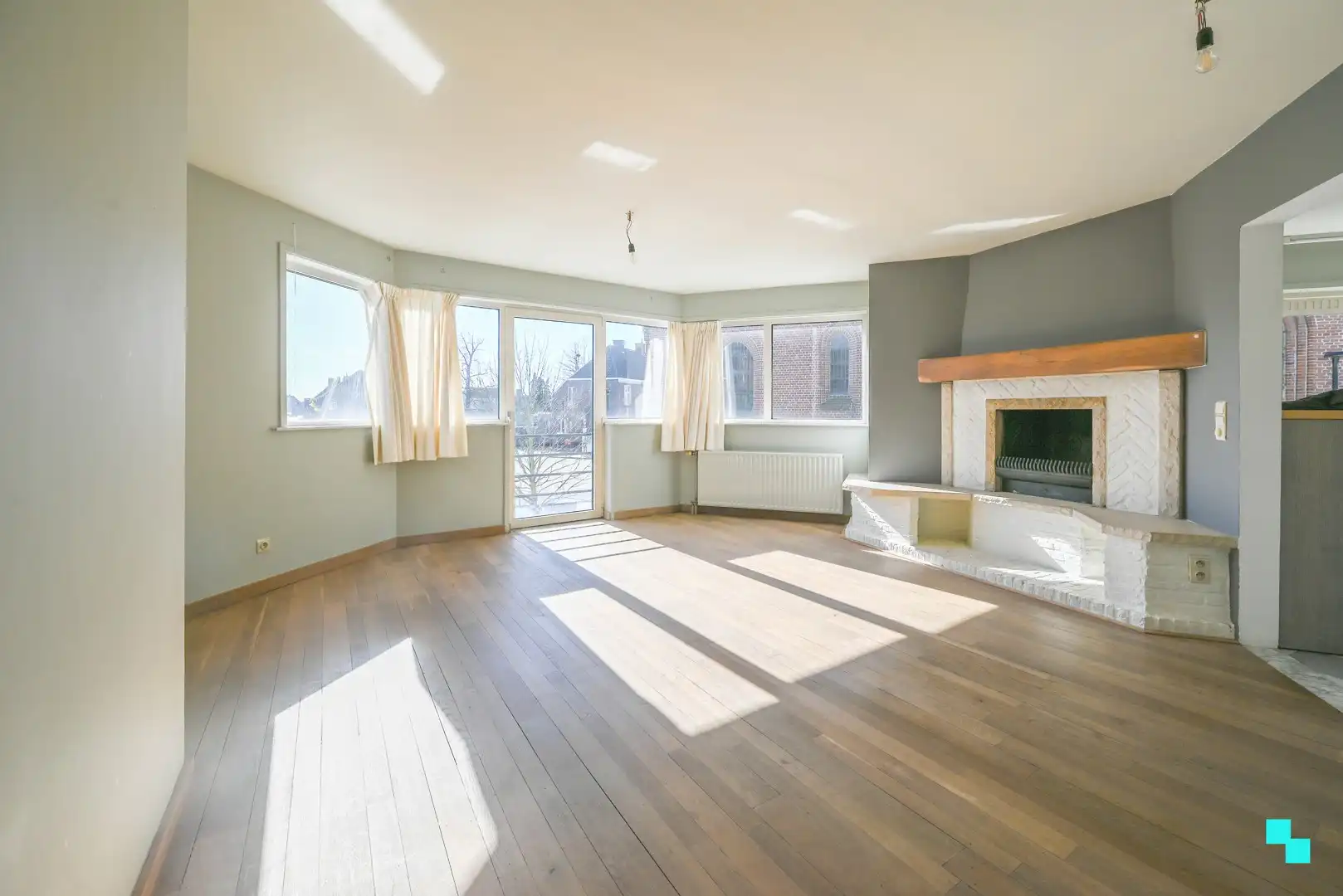 Duplexappartement in centrum van Sint-Baafs-Vijve foto 4