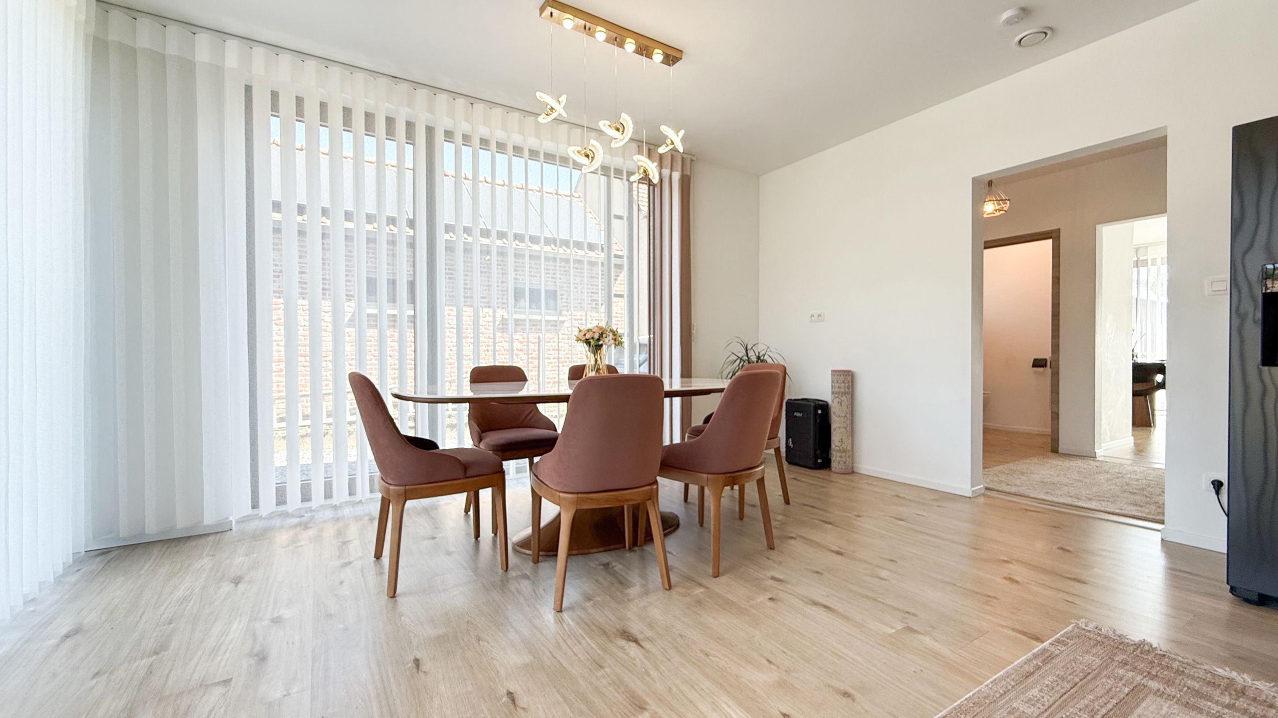 Halfopen nieuwbouw met 4 slaapkamers gelegen te Berkenbos! foto 10