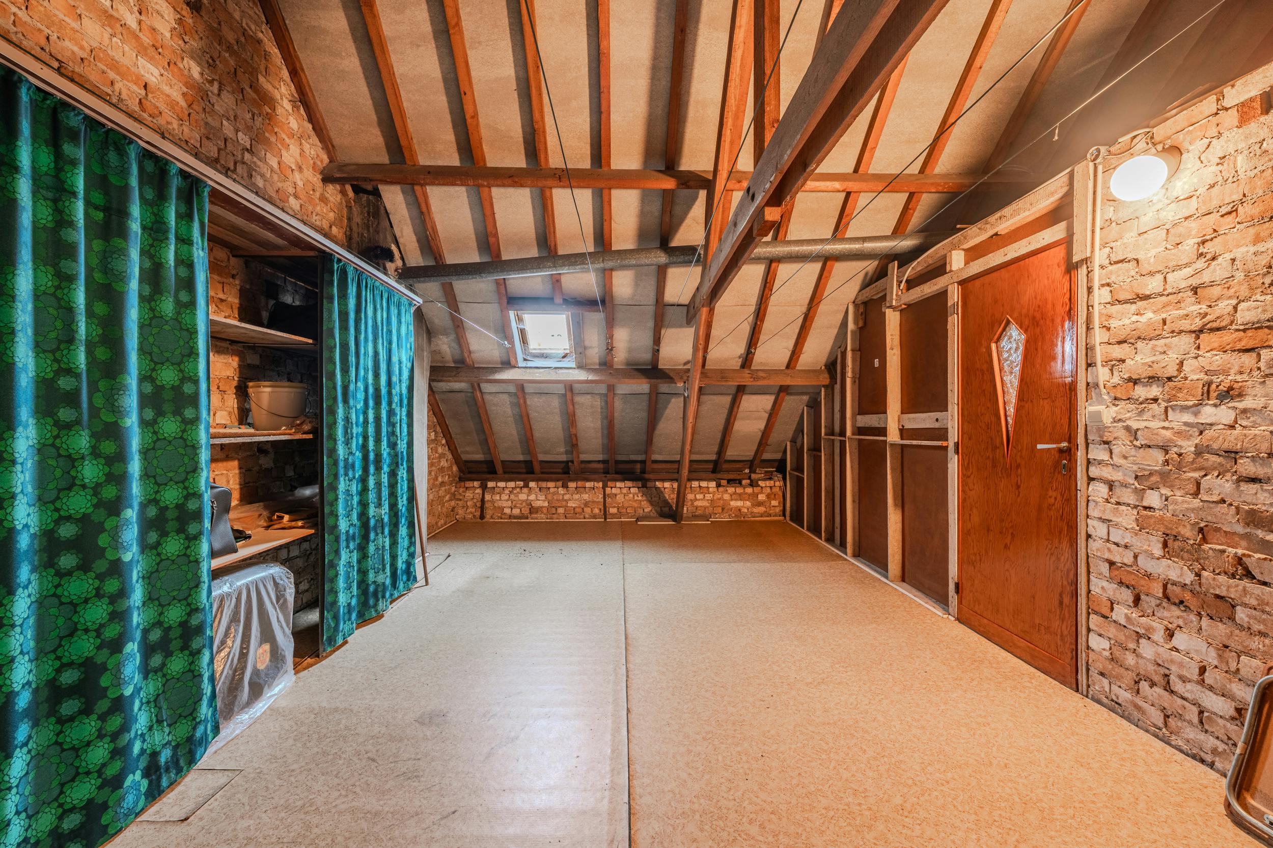 Charmante woning met drie slaapkamers en zongerichte tuin foto 20