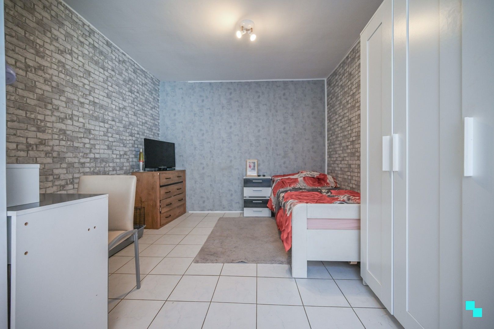 Appartementsgebouw met 3 verhuurde entiteiten in hartje Izegem foto 8