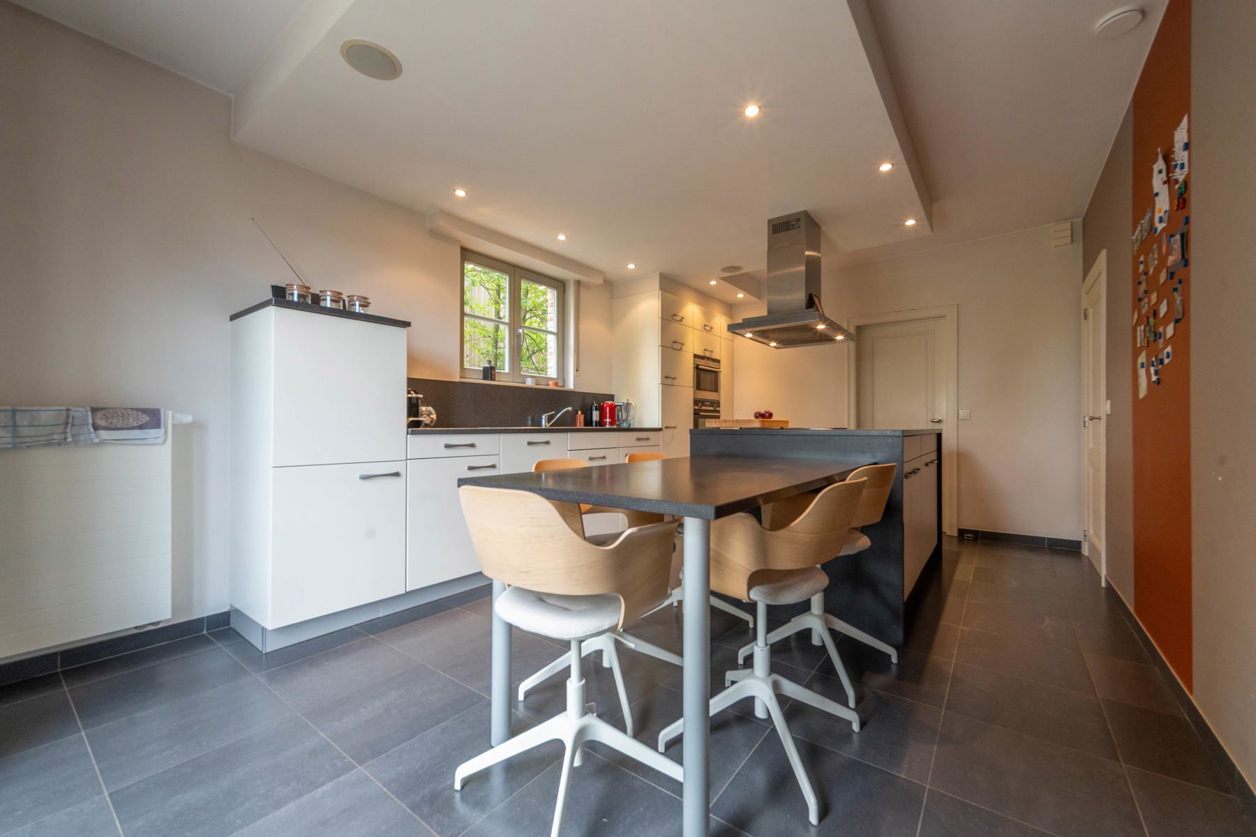 Instapklare stijlvolle villa met zicht op natuur te Schelle.&nbsp; foto 6