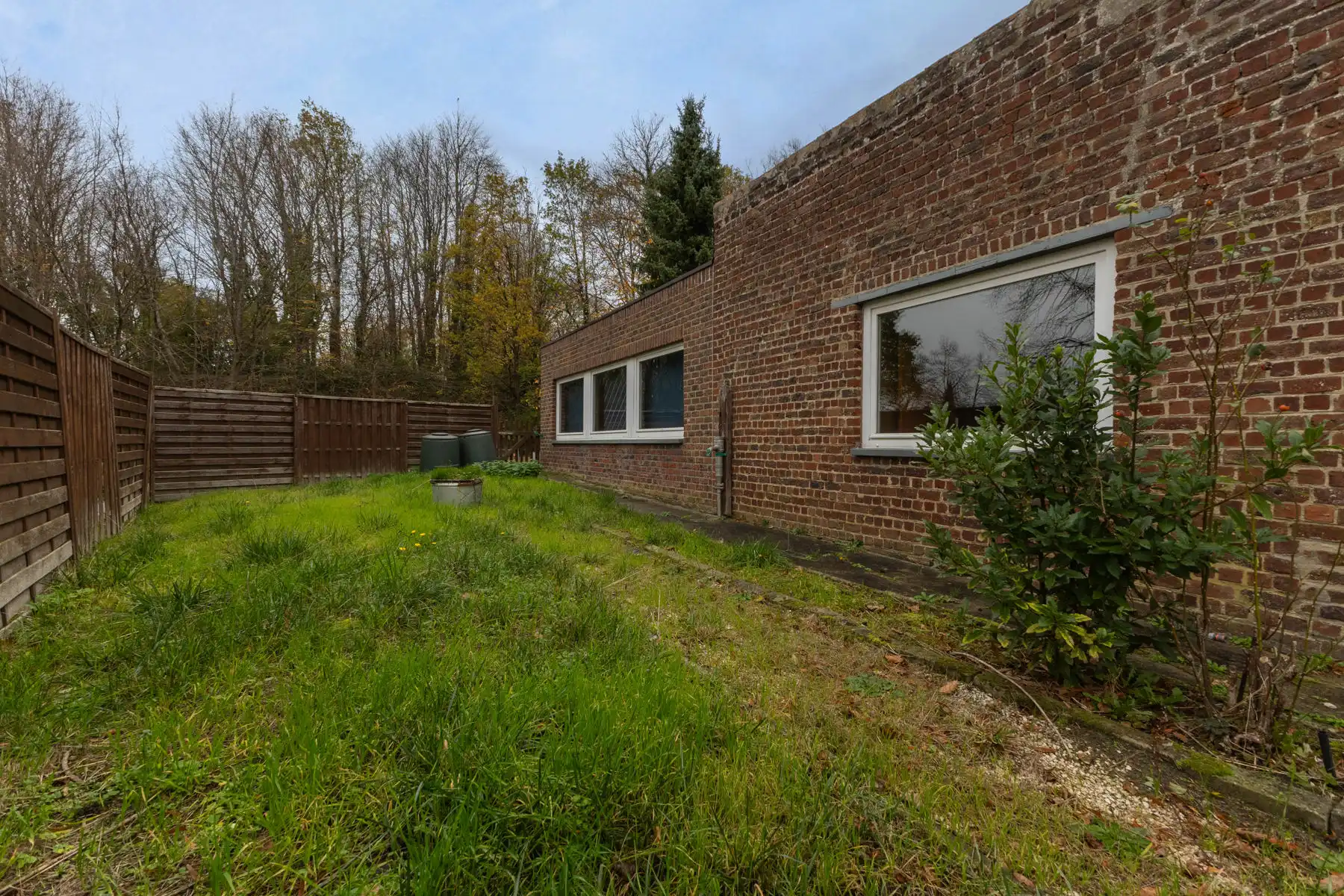 Te renoveren woning met 3 slaapkamers en garage foto 18