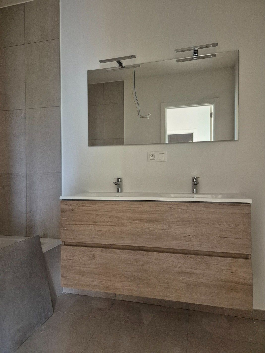 Nieuwbouwwoning met 3 slaapkamers en tuin foto 12