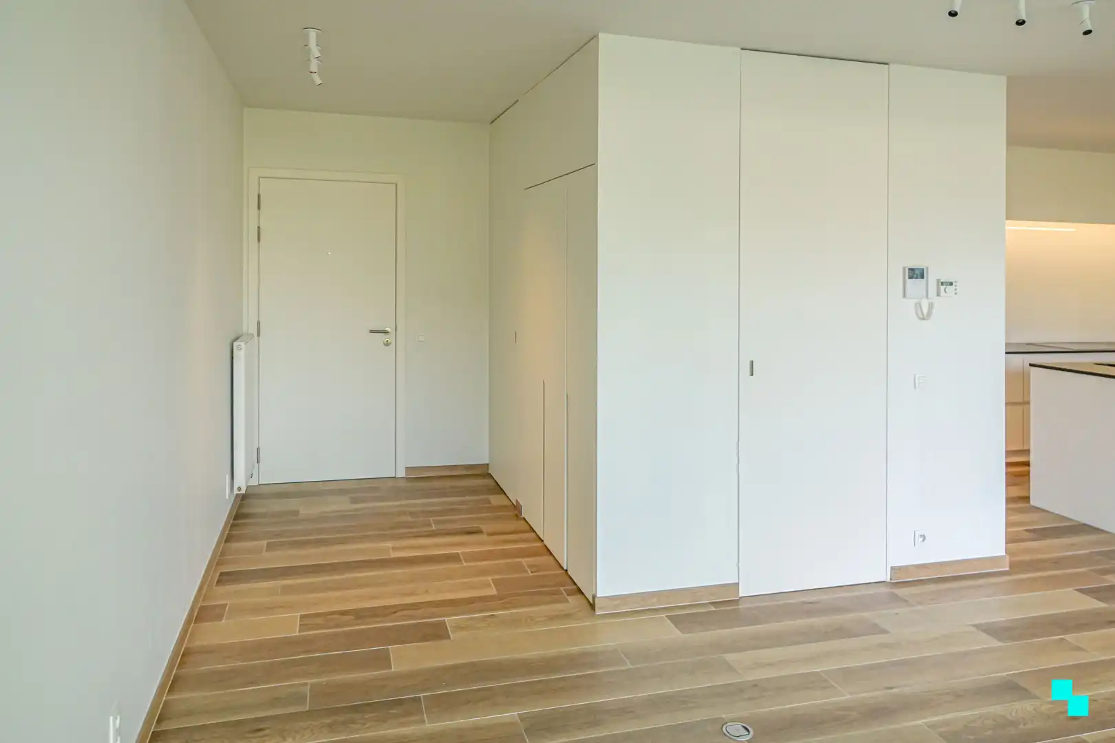 Tweeslaapkamer appartement op het gelijkvloers in het hart van Merelbeke foto 2