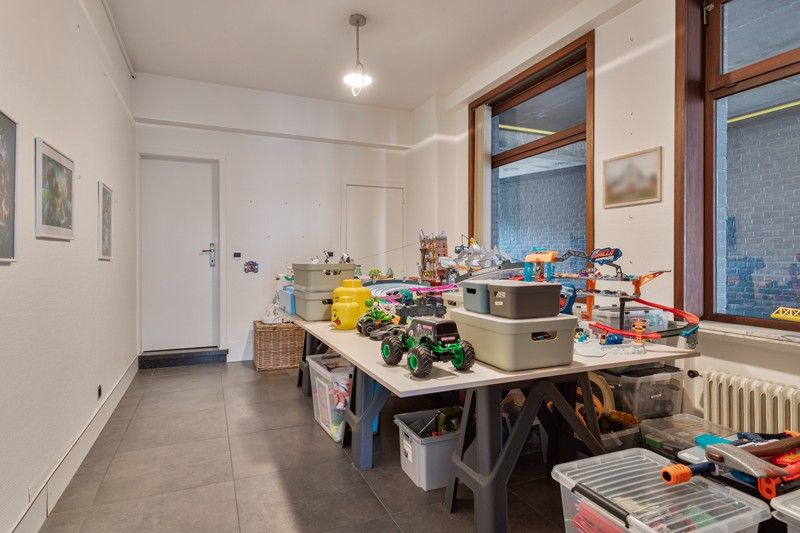 Op en top gerenoveerde bel-etage woning mét magazijn TE KOOP nabij hartje Wakken! foto 19