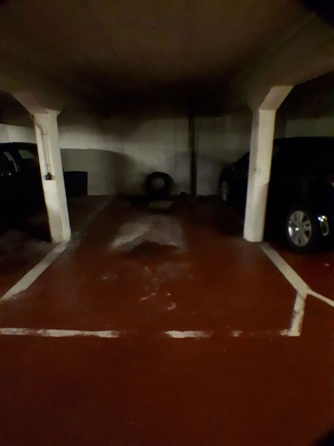 Parking/garage/box foto 10