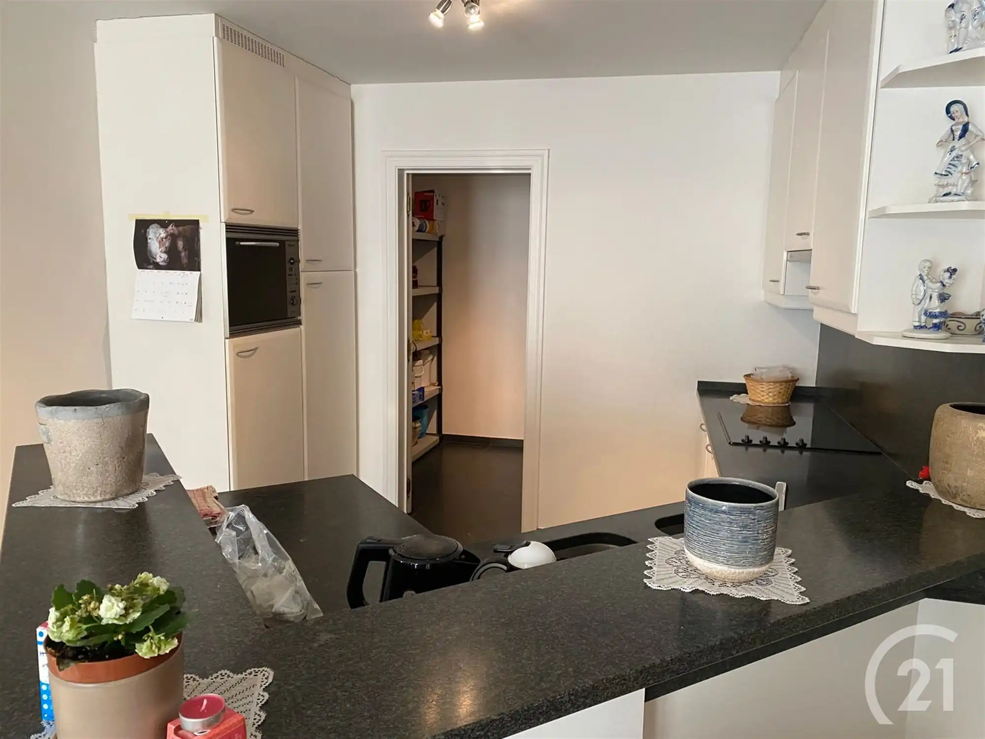 Instapklaar appartement met 3 slaapkamers en groot terras foto 7