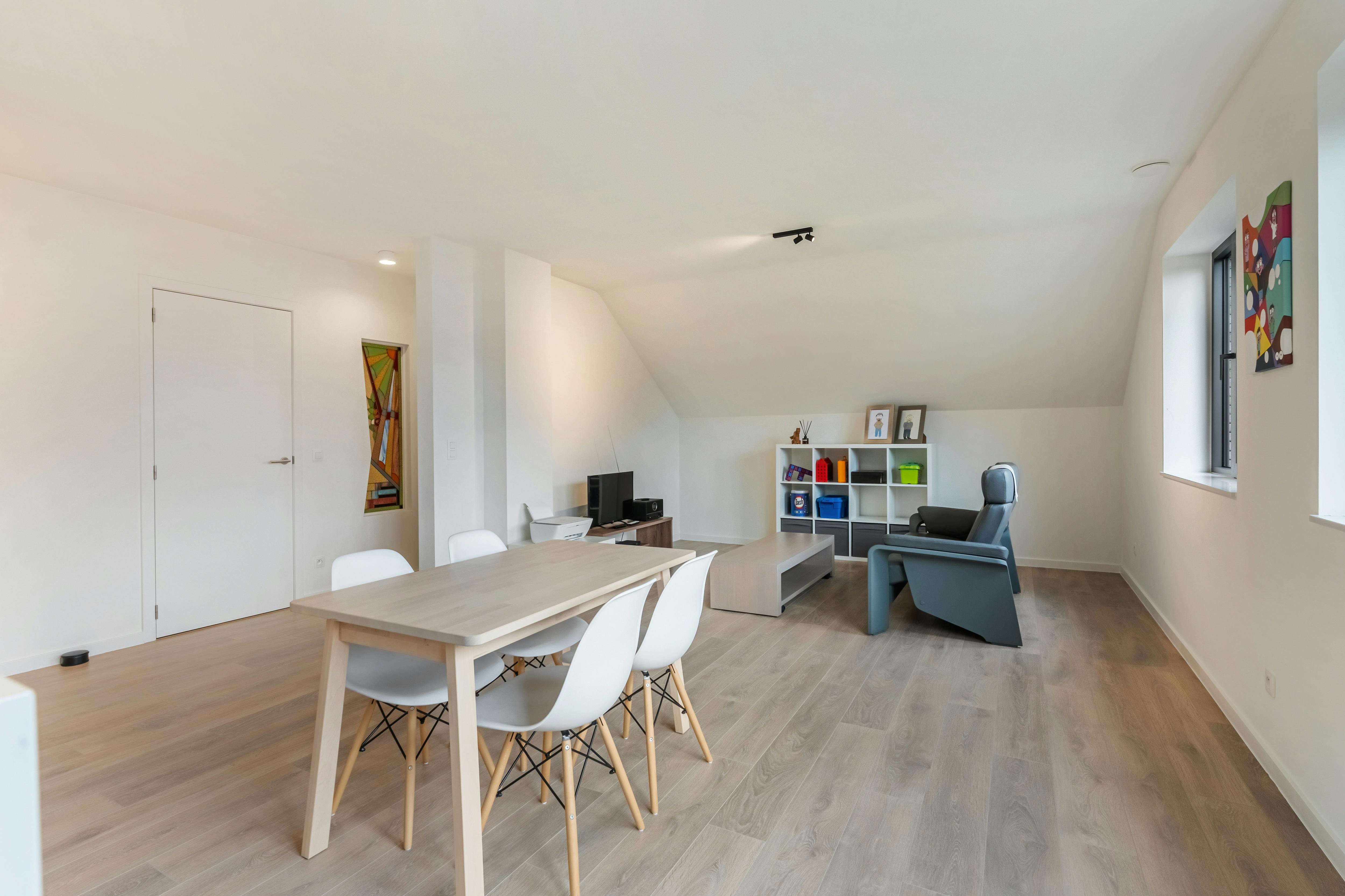 Instapklare BEN-woning met 4 slaapkamers in Eigenbilzen foto 16