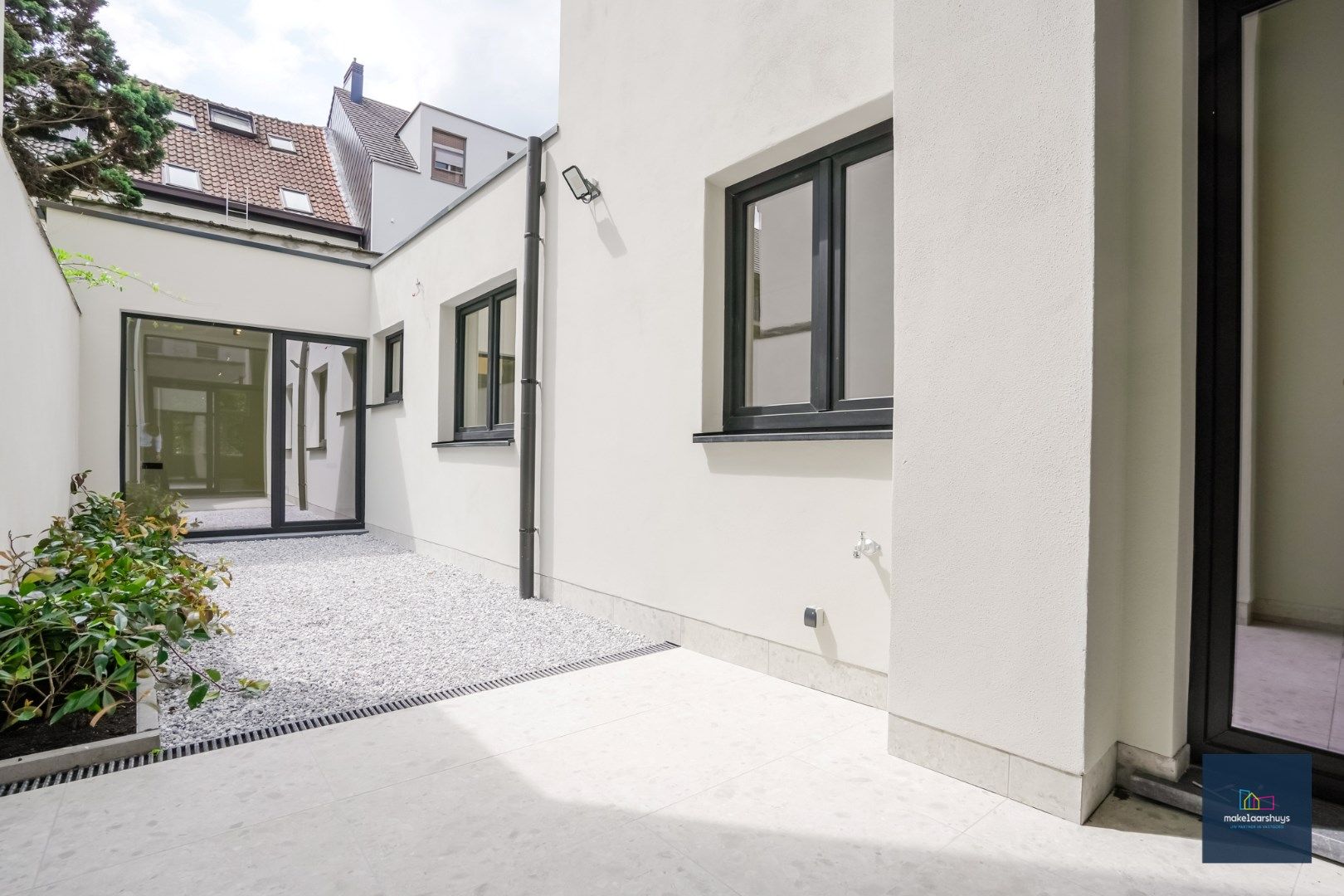 Nieuw 2 slaapkamerappartement  met praktijkmogelijkheden  foto 17