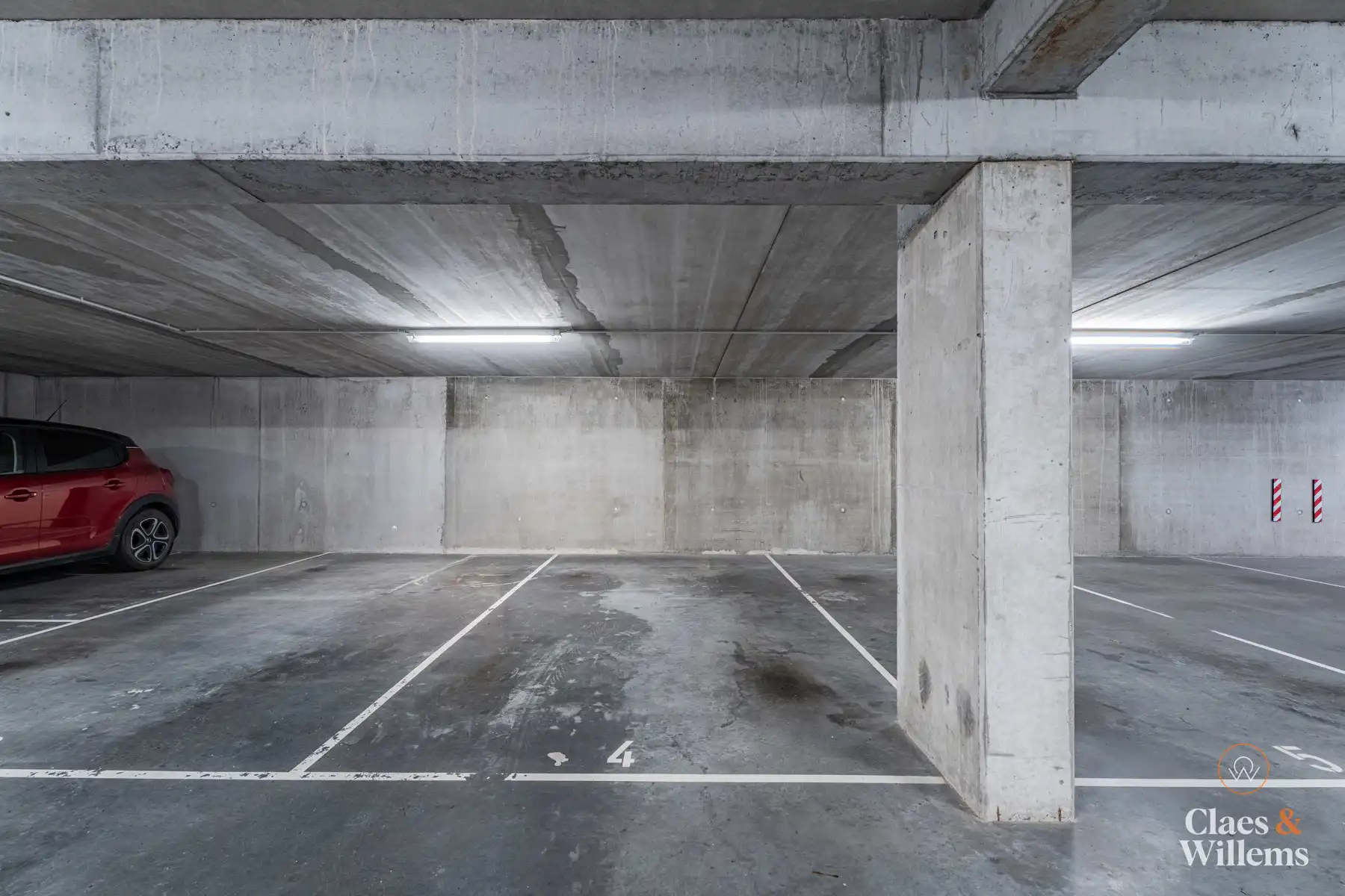 Stijlvol 3 slaapkamer appartement met terras te Halle foto 20