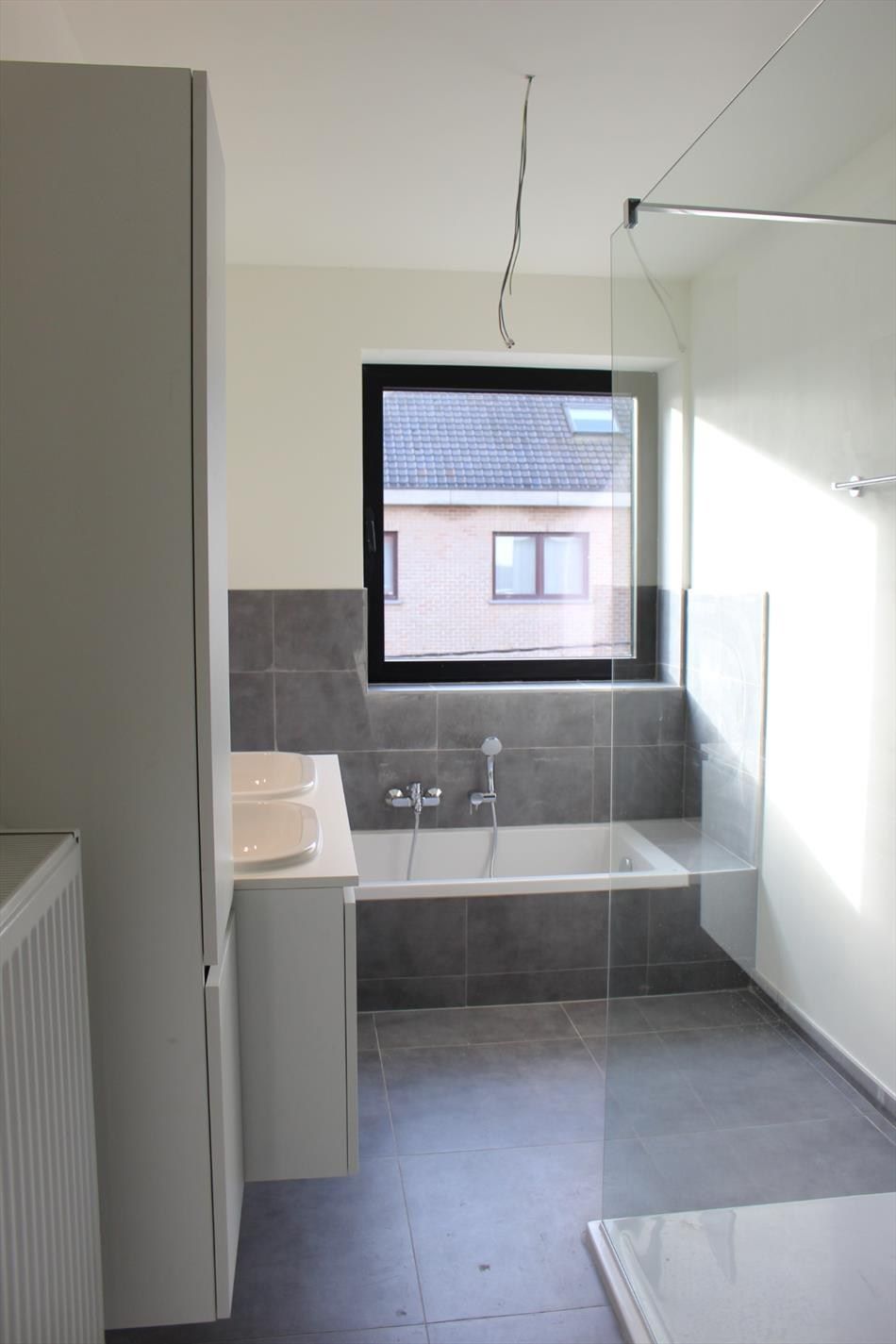 Appartementen met 2 slaapkamers en terras. foto 8