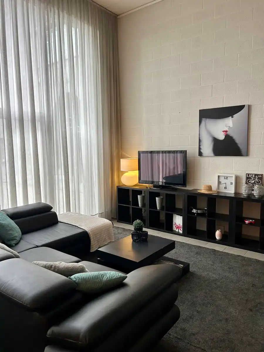 Split-level appartement met privé-ingang foto 6