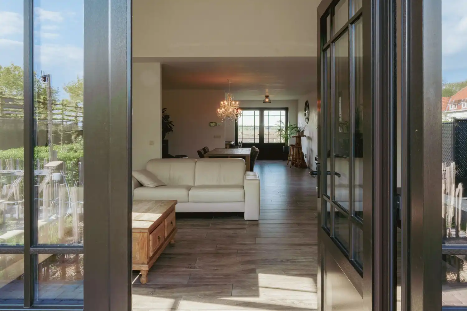 Prachtige villa in pastorijstijl aan de rand van Eeklo foto 9