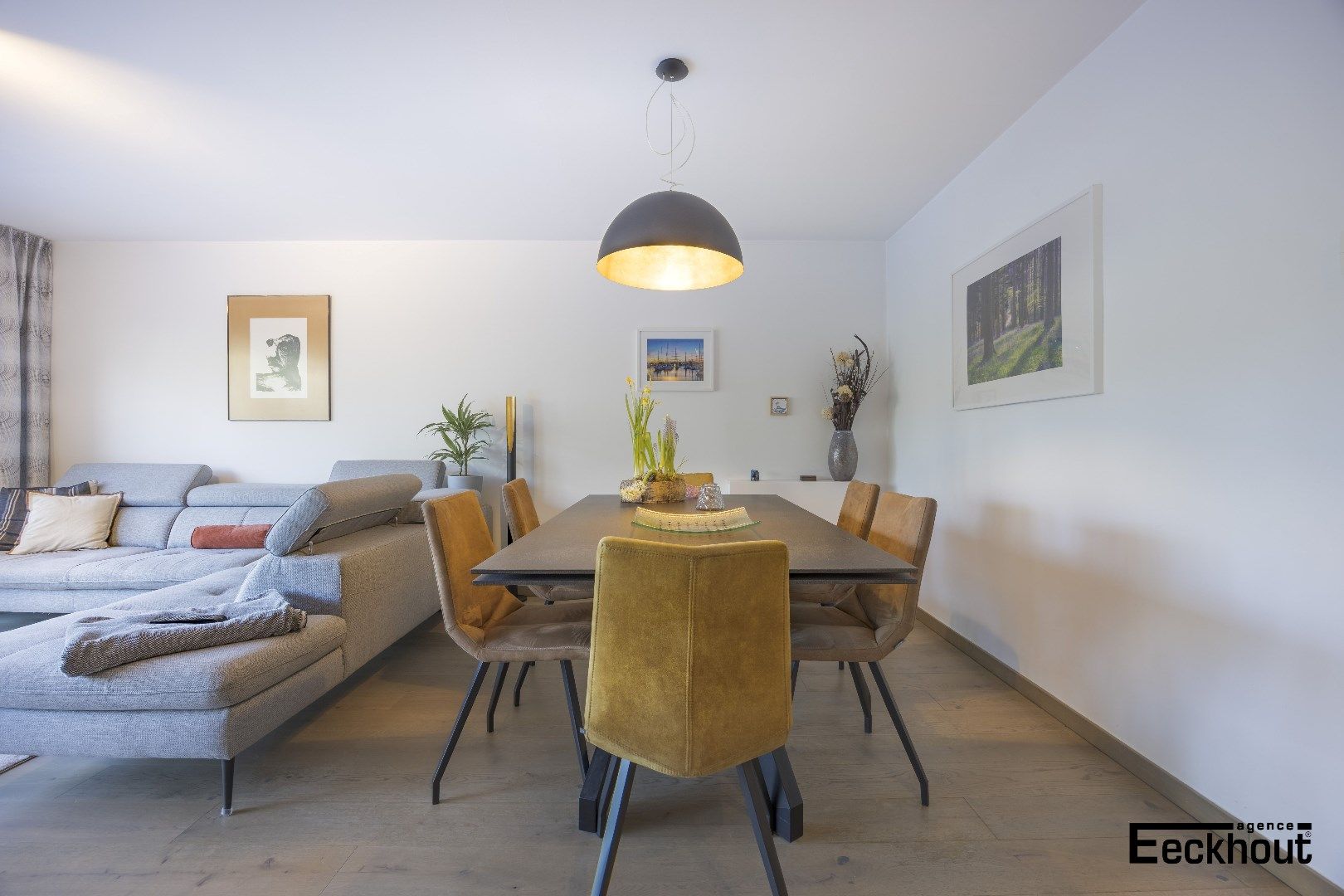 Modern centraal gelegen appartement met groen zicht op het Leopoldpark. foto 6