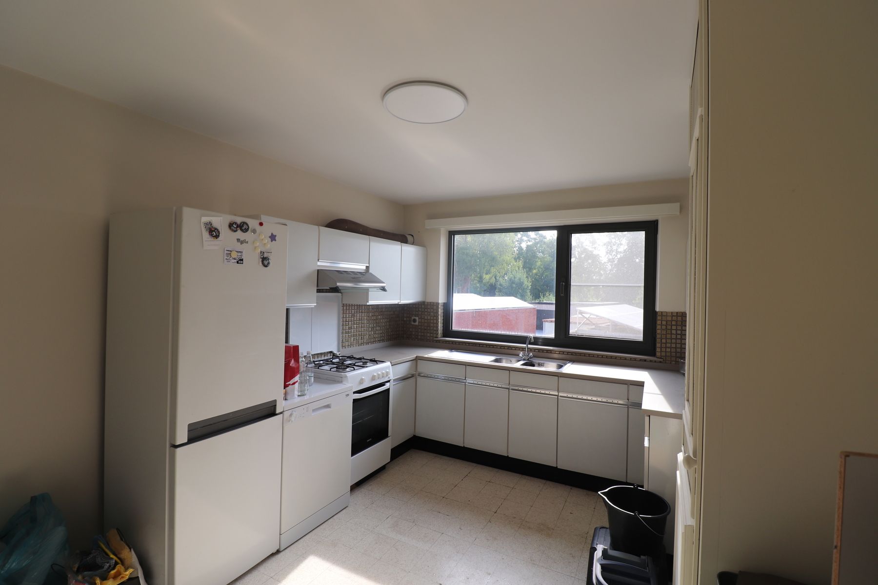 Een duplex-appartement met 3 slaapkamers, terras en garage. foto 4