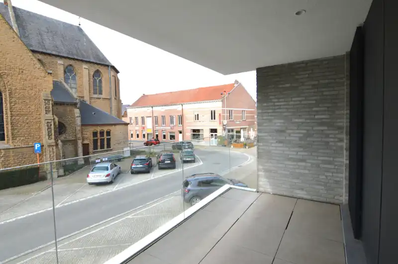 Appartement met 3 slaapkamers, terras en autostaanplaats te Boortmeerbeek. foto 13