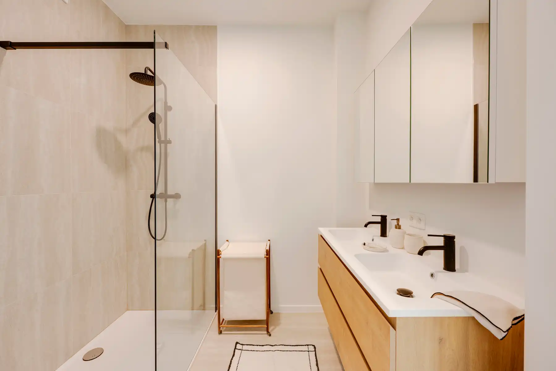 Stijlvol gerenoveerd 1-slaapkamerappartement op ’t Zuid foto 6