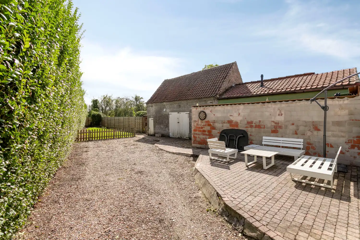 Charmante halfopen woning te koop in Oostkamp - Perfect voor wie een instapklare woning zoekt in een centrale omgeving! foto 8