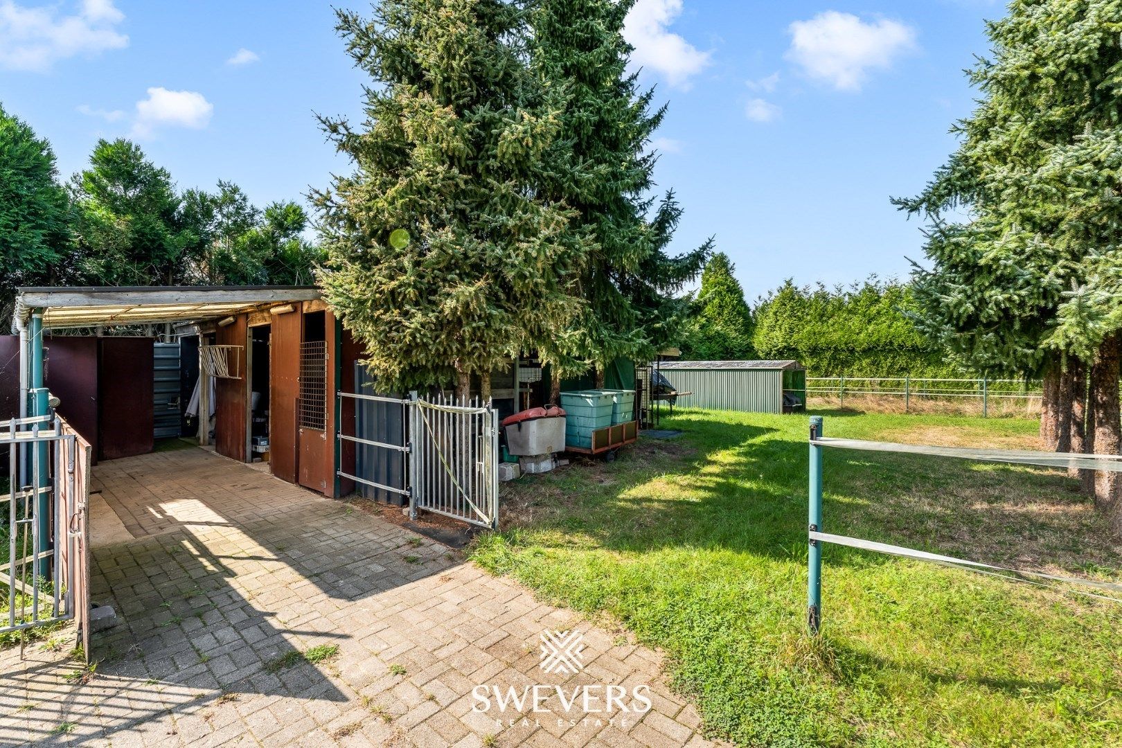 Instapklare landelijke woning met paardenweide op ruim 1ha foto 33