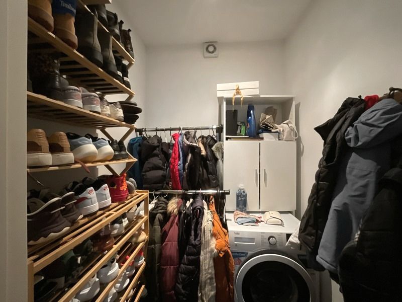 In het centrum gelegen appartement nabij het station met twee slaapkamers foto 7