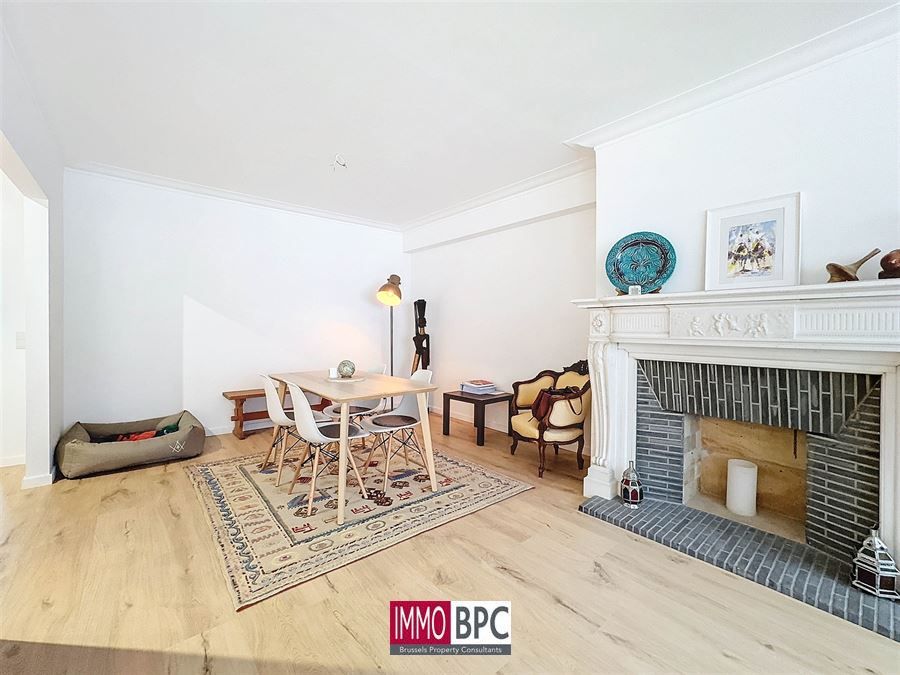 Volledig gereonveerd Appartement met 2 slk. foto 16