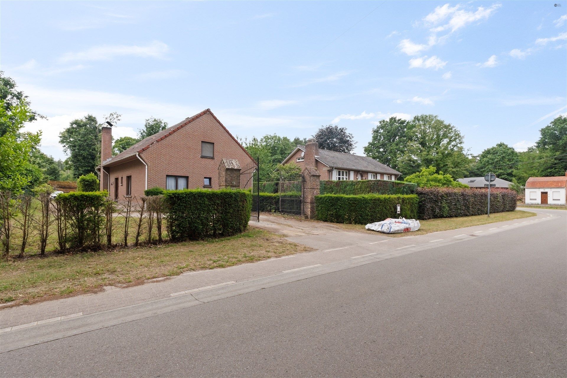 Open bebouwing -verder af te werken- op 3.237m² foto 25