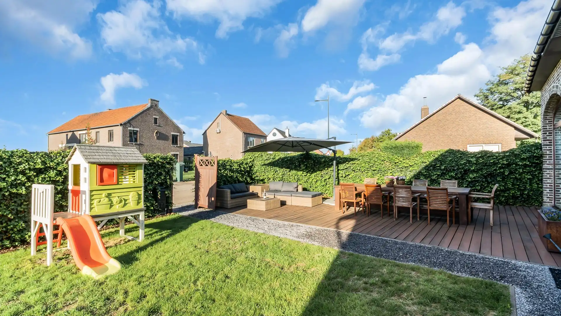 Charmante en karaktervolle woning met prachtige buitenruimte in Uikhoven foto 30