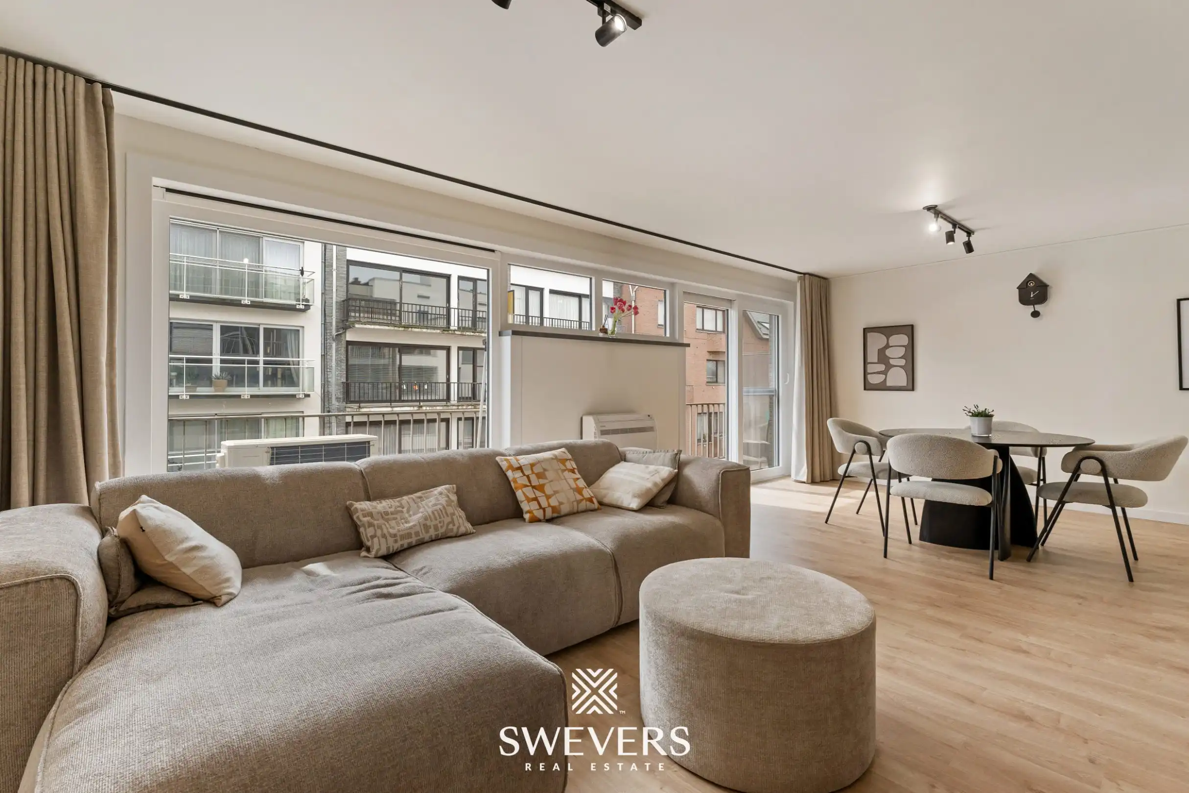 Instapklaar appartement met 2 slaapkamers en lift in centrum Beringen  foto 2