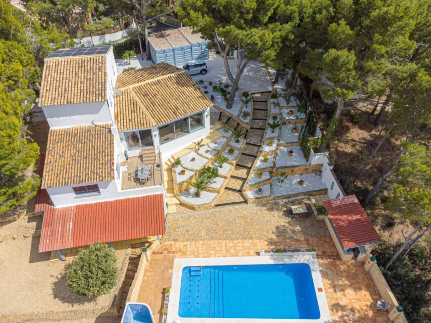 Exclusieve instapklare villa met zwembad en gastenverblijf in Altea foto 37