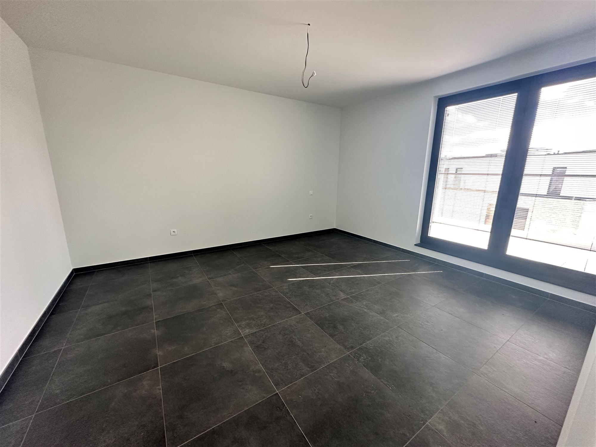 UNIEKE PENTHOUSE MET 2 SLAAPKAMERS, RUIME TERRASSEN EN GARAGE TE PAAL foto 4