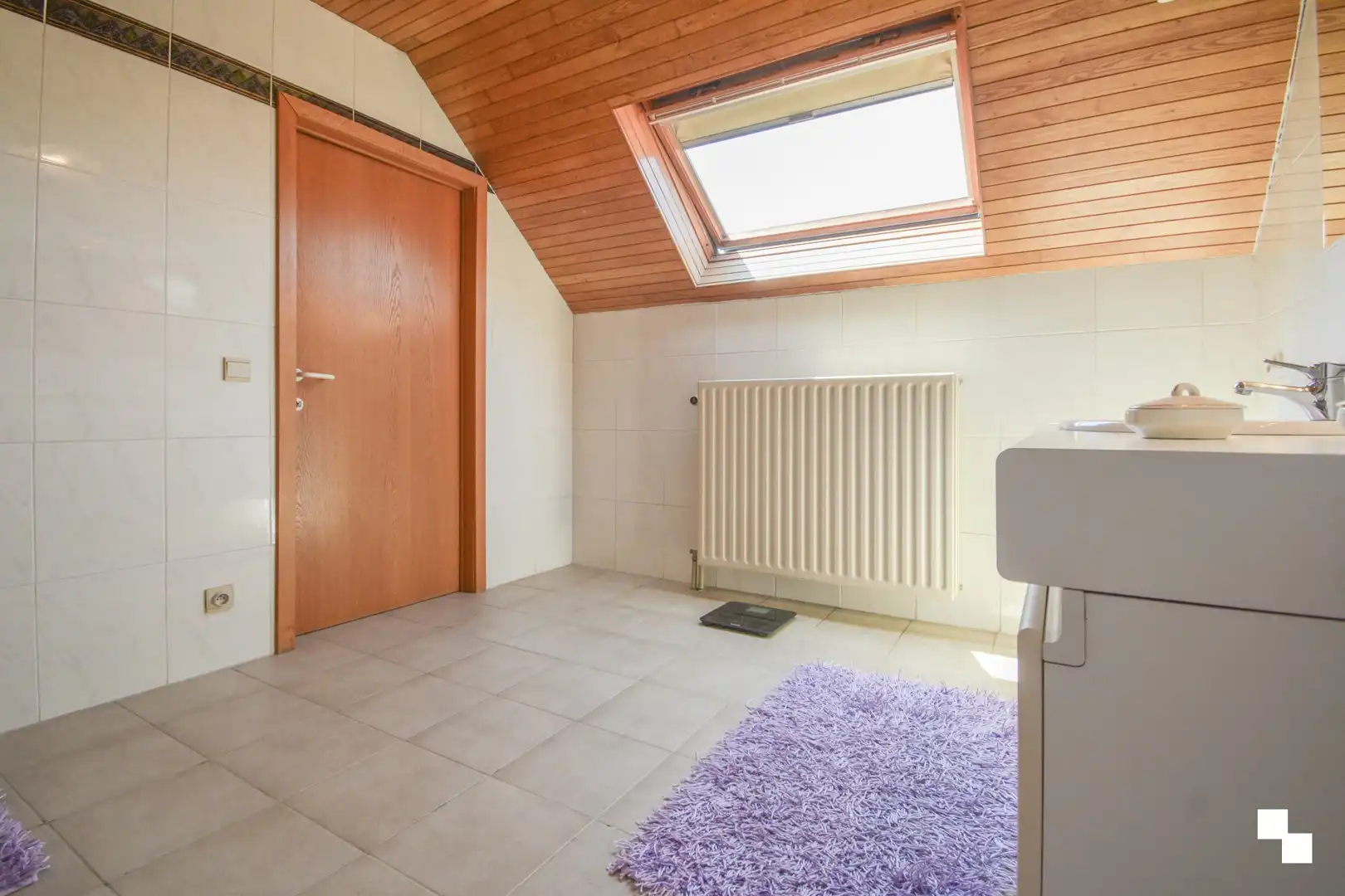 Handelswoning met winkel en atelier op commerciële ligging te Hooglede foto 25