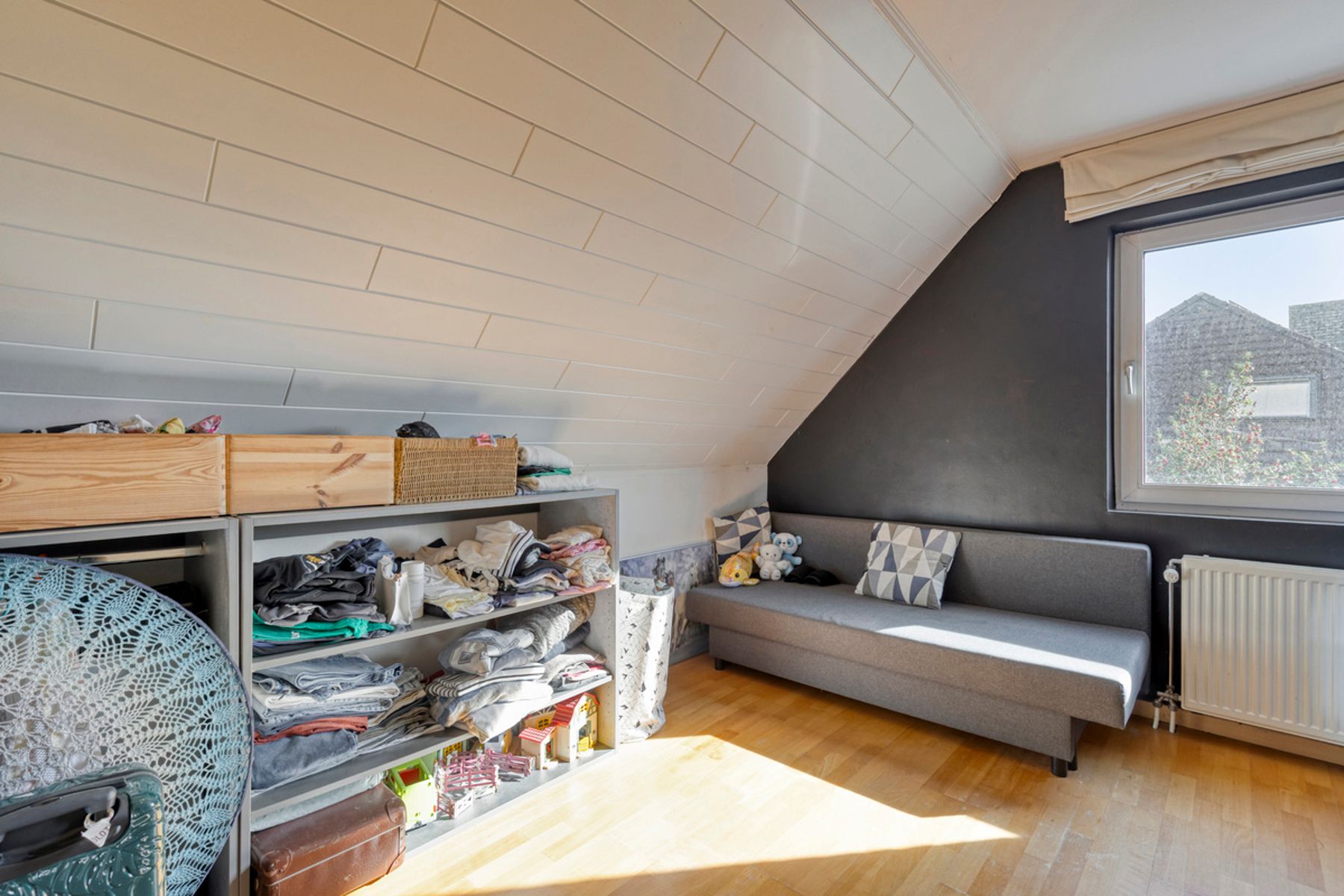 Instapklare HOB met 4 slaapkamers en polyvalent bijgebouw foto 16
