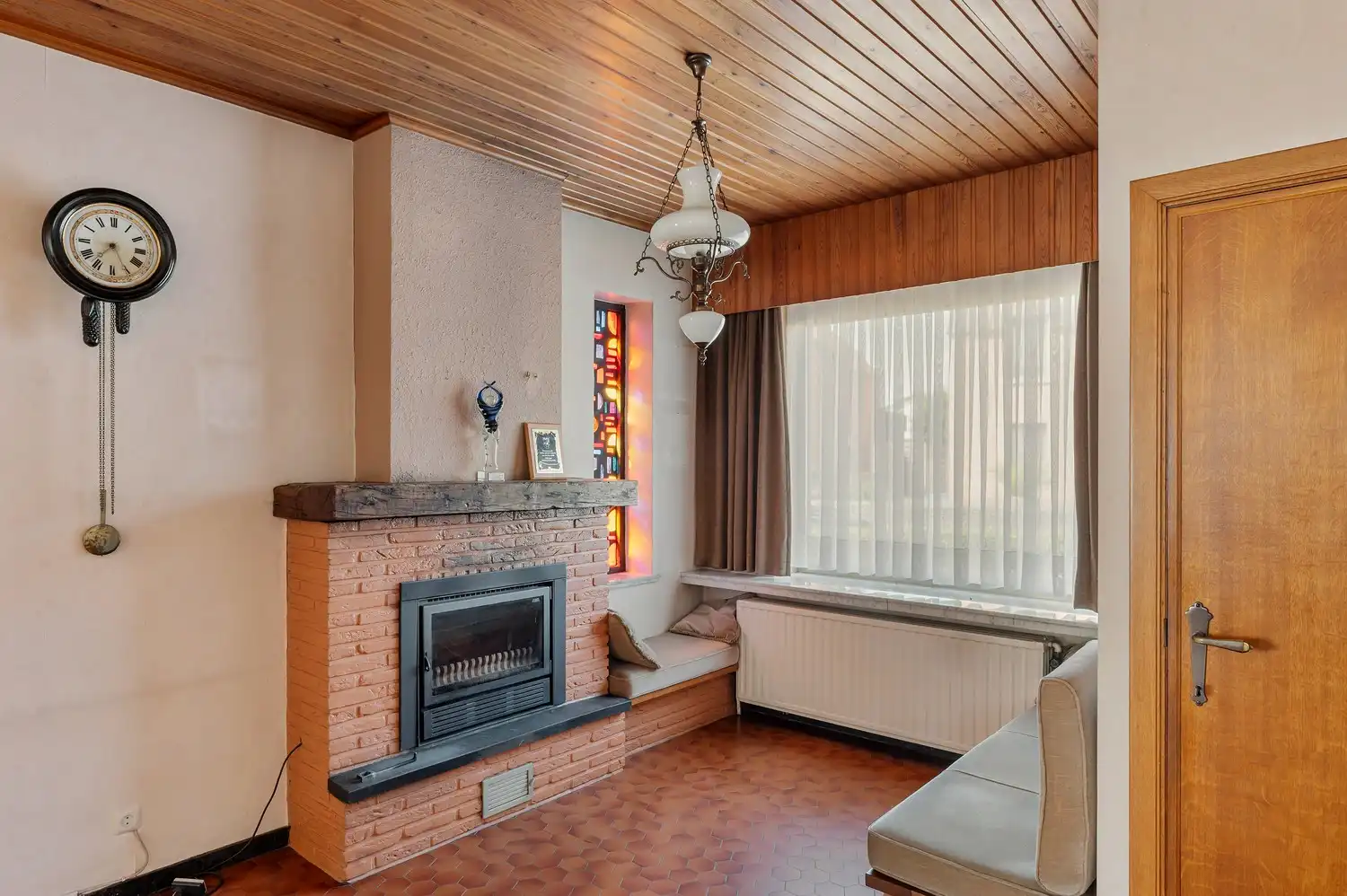 PRACHTIG GELEGEN WONING VLAK BIJ CENTRUM BONHEIDEN foto 7