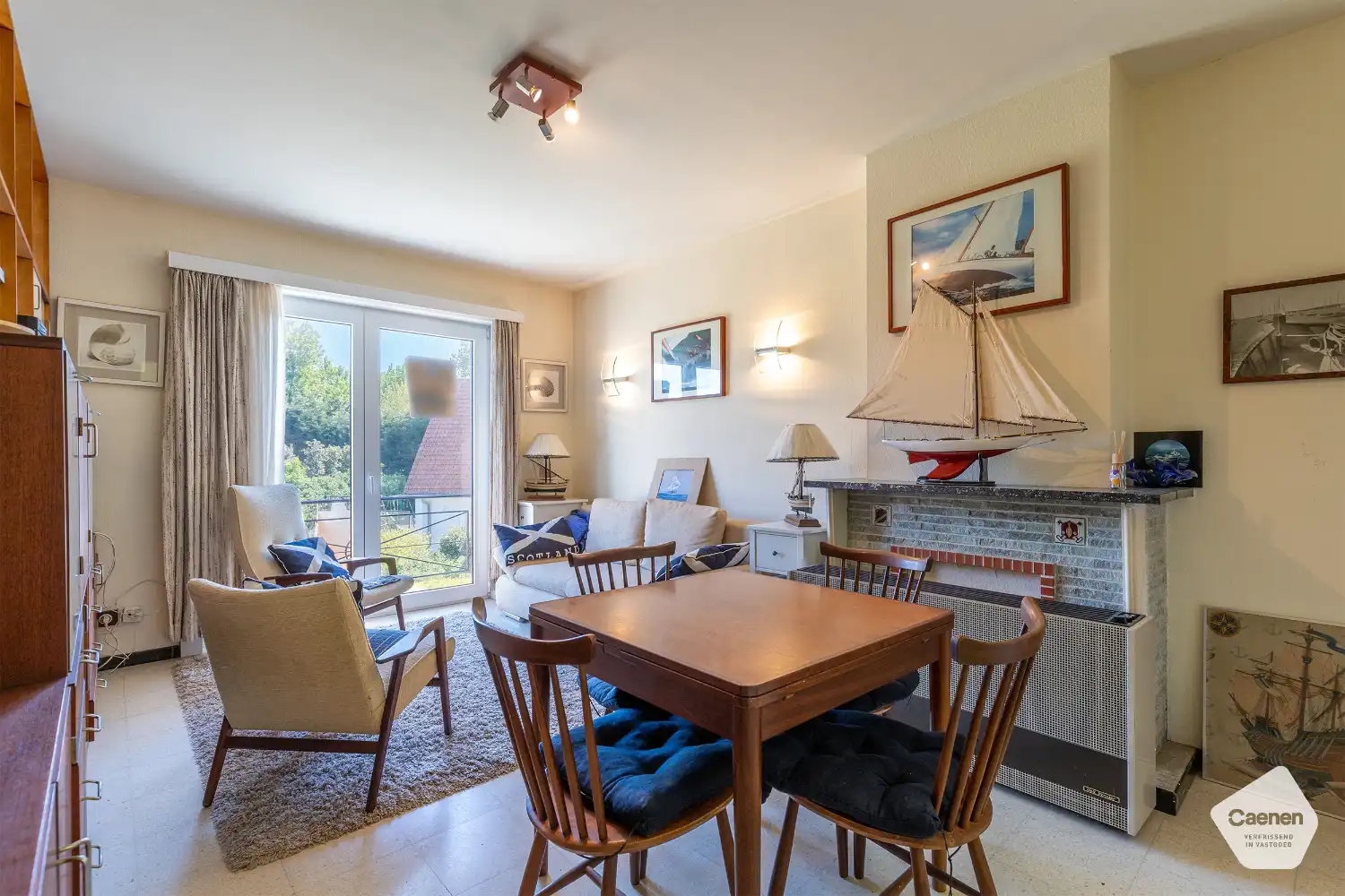 Uitstekend gelegen appartement met 1 slaapkamer foto {{pictureIndex}}