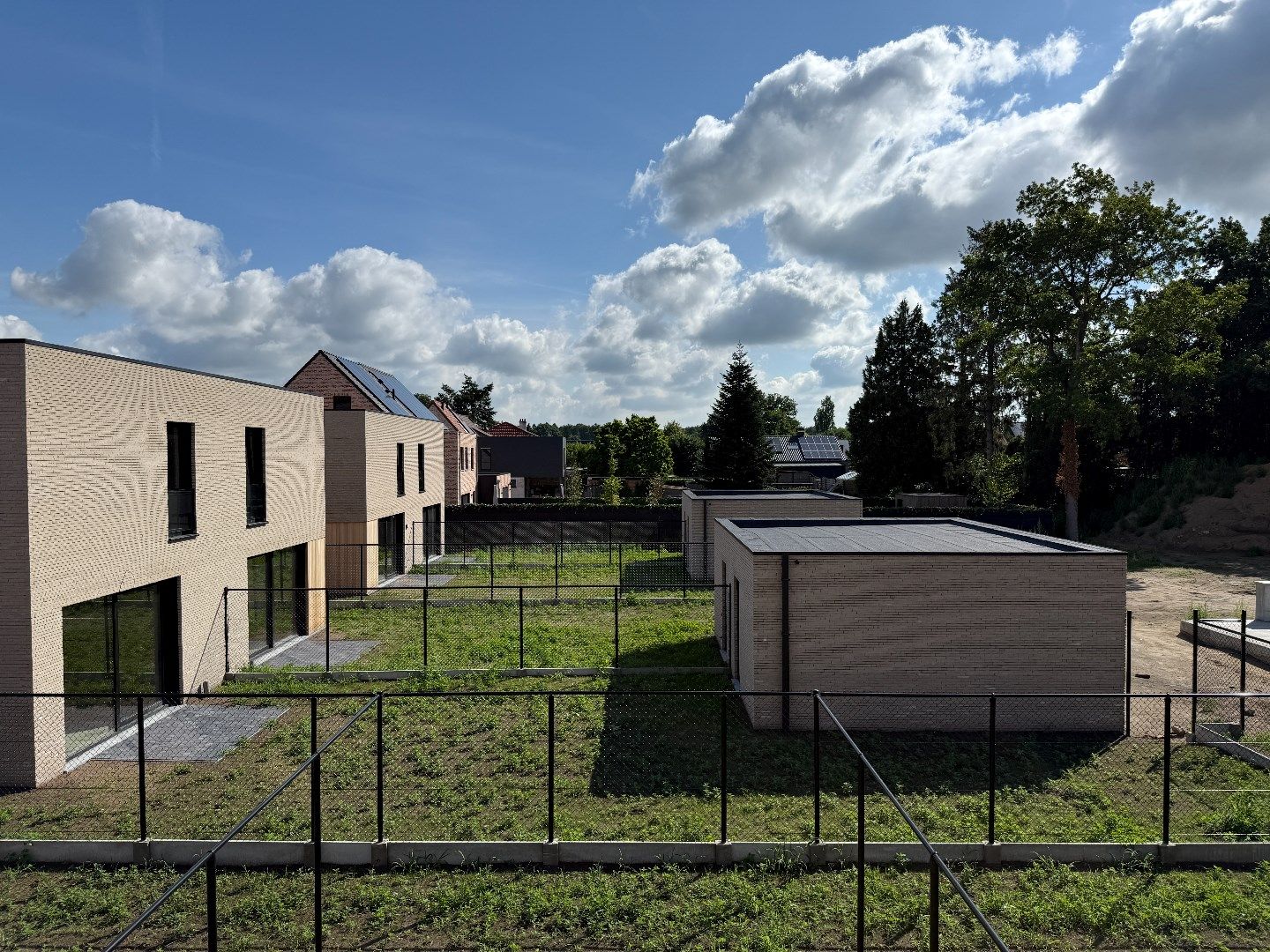Instapklare nieuwbouwwoning - afwerking naar keuze foto 5