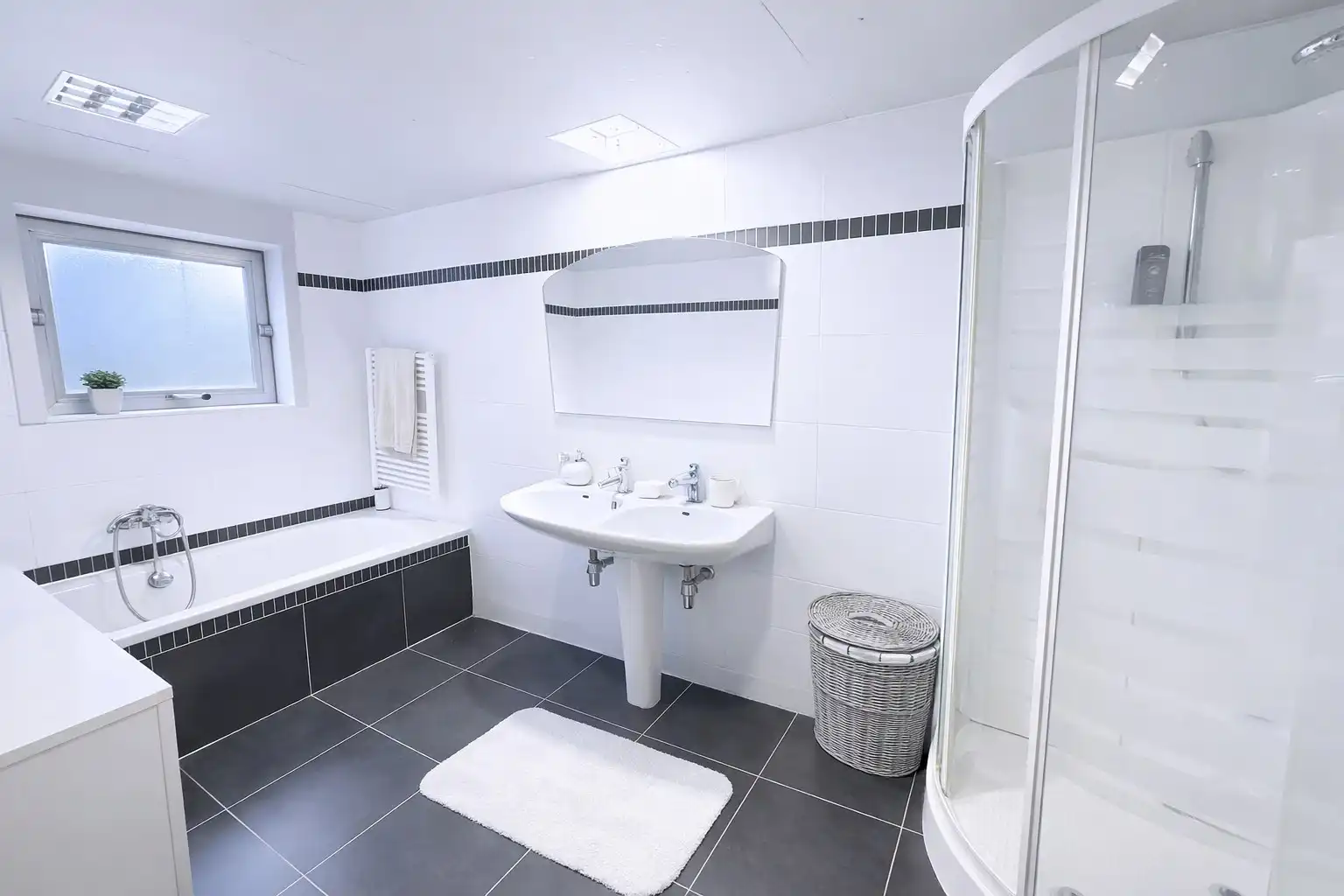 Opbrengsteigendom bestaande uit 3 appartementen + handelsgelijkvloers gelegen in het centrum foto 17