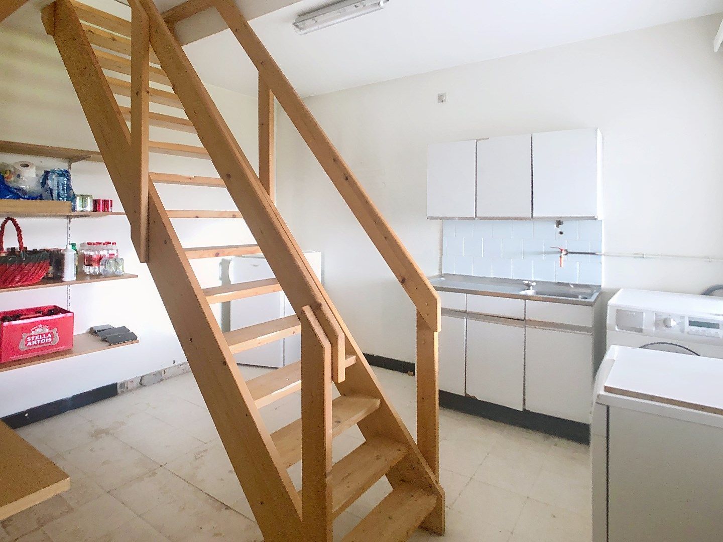 Prachtig gelegen, gelijkvloerse woning met 3 grote slaapkamers en garage op 1107m². foto 11