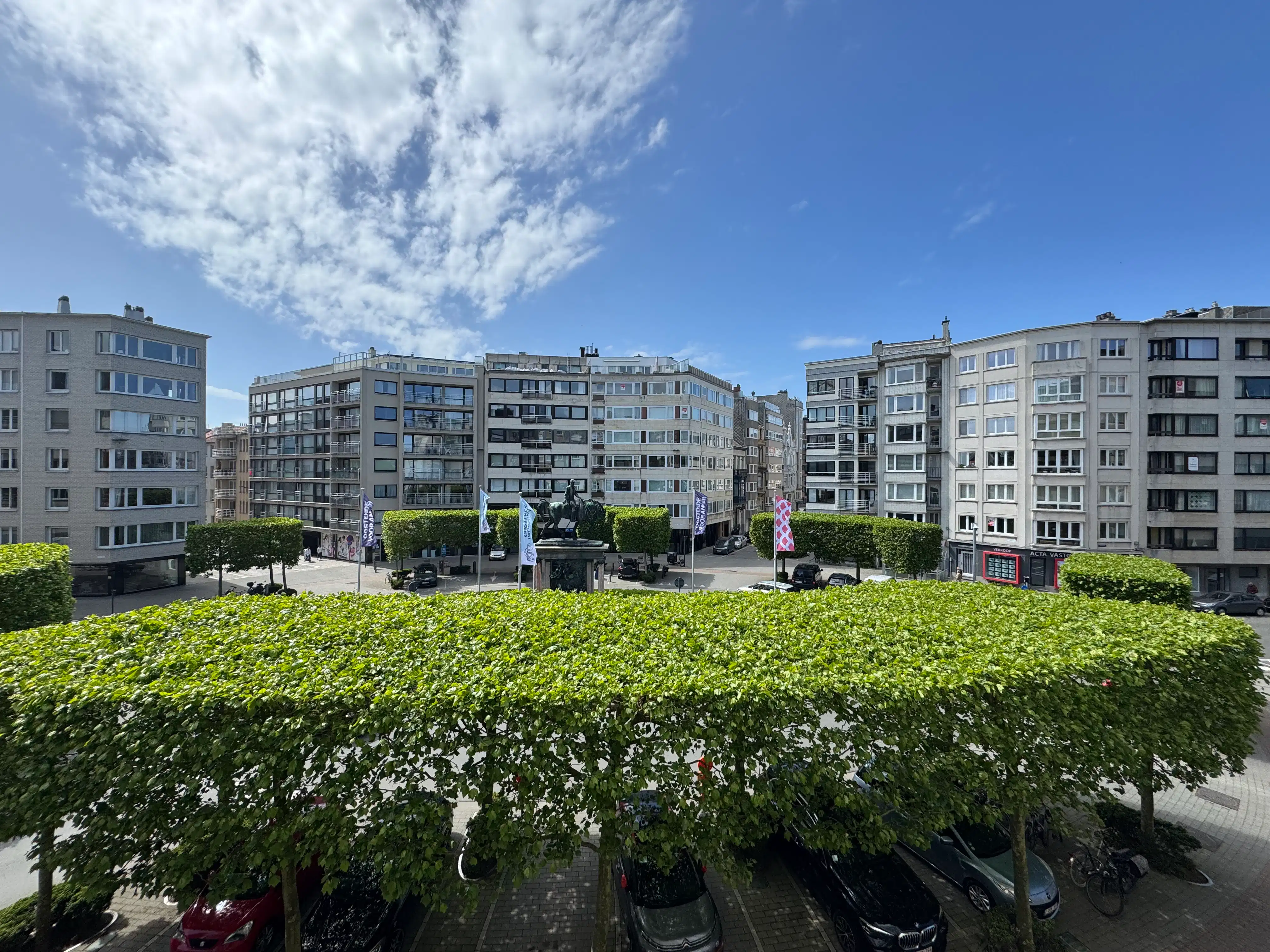 Appartement met drie slaapkamers en open zicht foto 18