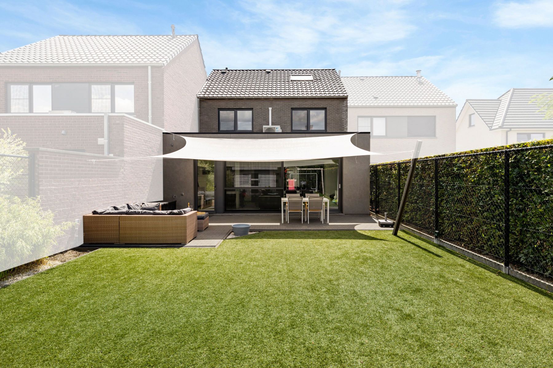 Energiezuinige woning met garage, zonnepanelen en airco foto 26