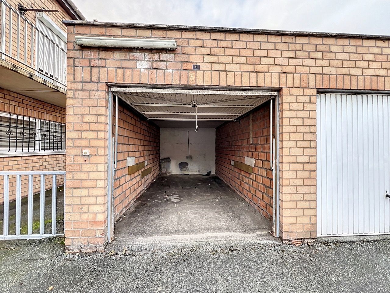 Gesloten garagebox ter hoogte van de Westkapellestraat in Heist foto 7