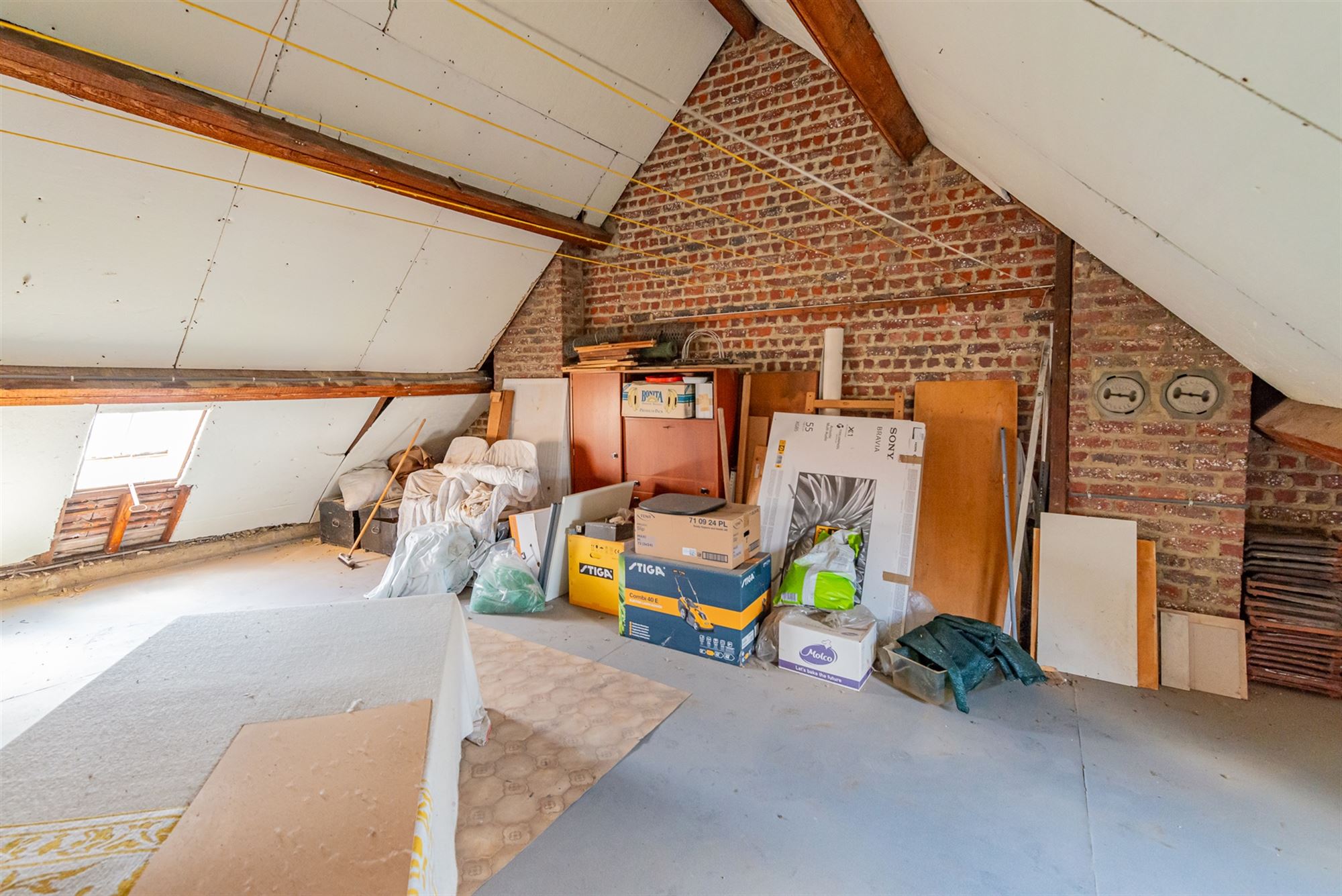 Te renoveren woning te koop in Sint-Pieters-Leeuw foto 20