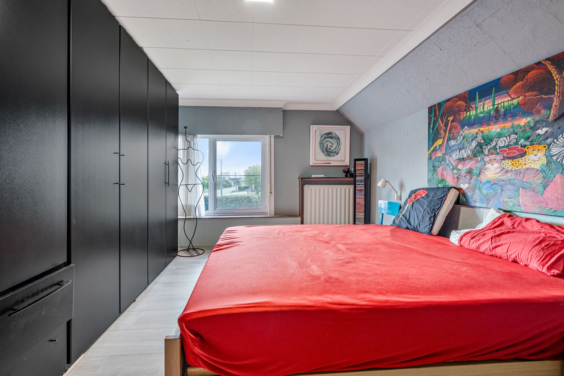 Ruime woning met atelier en garage op perceel van 32 are  foto 24