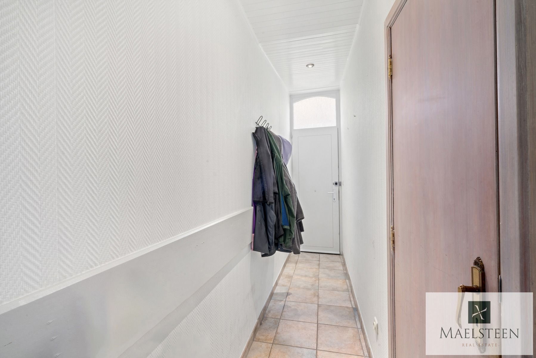 Instapklare trapgevelwoning, gelegen in Brugge centrum foto 7