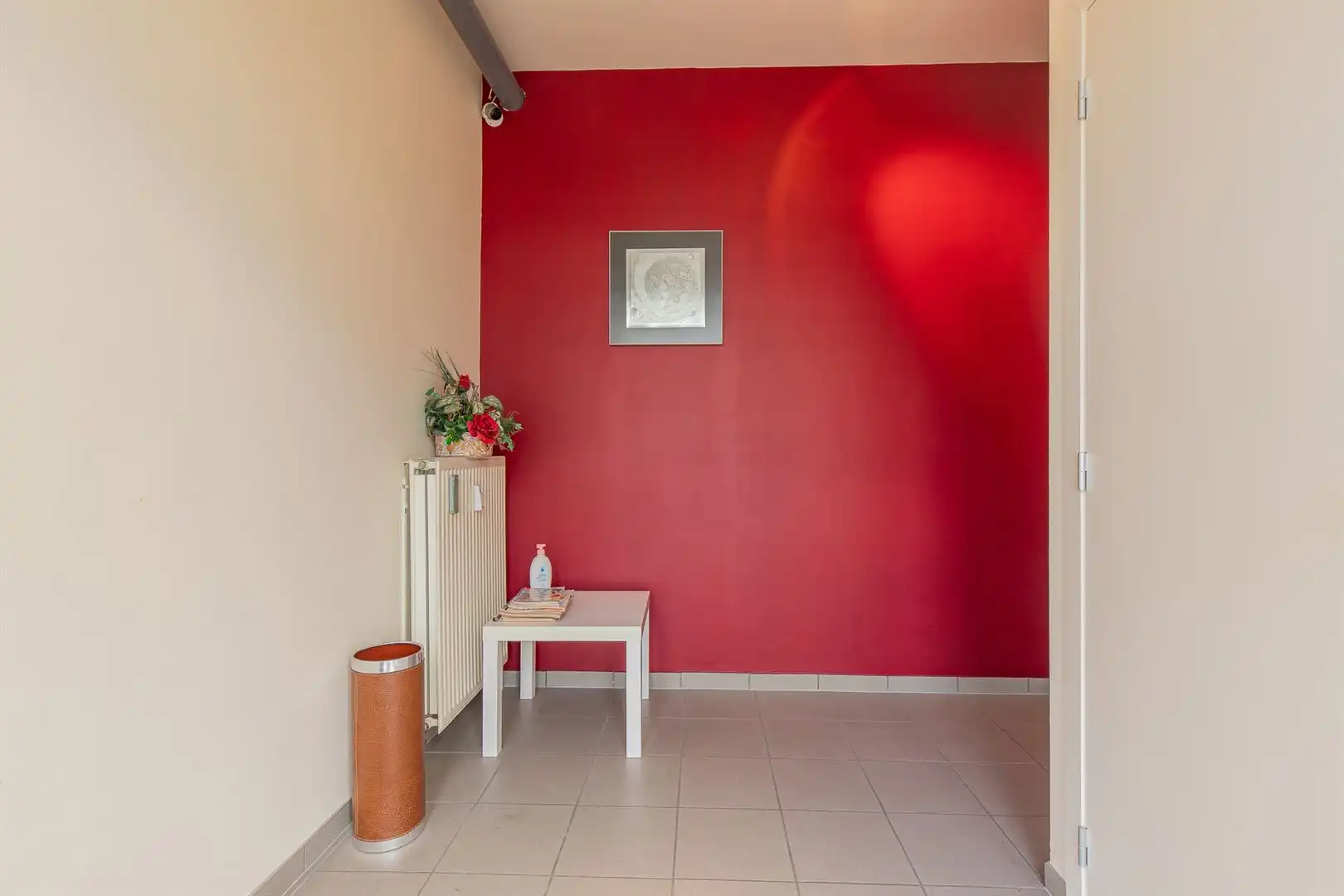Veelzijdig handelspand met bovenliggend appartement (126m²) in centrum Dendermonde foto 8