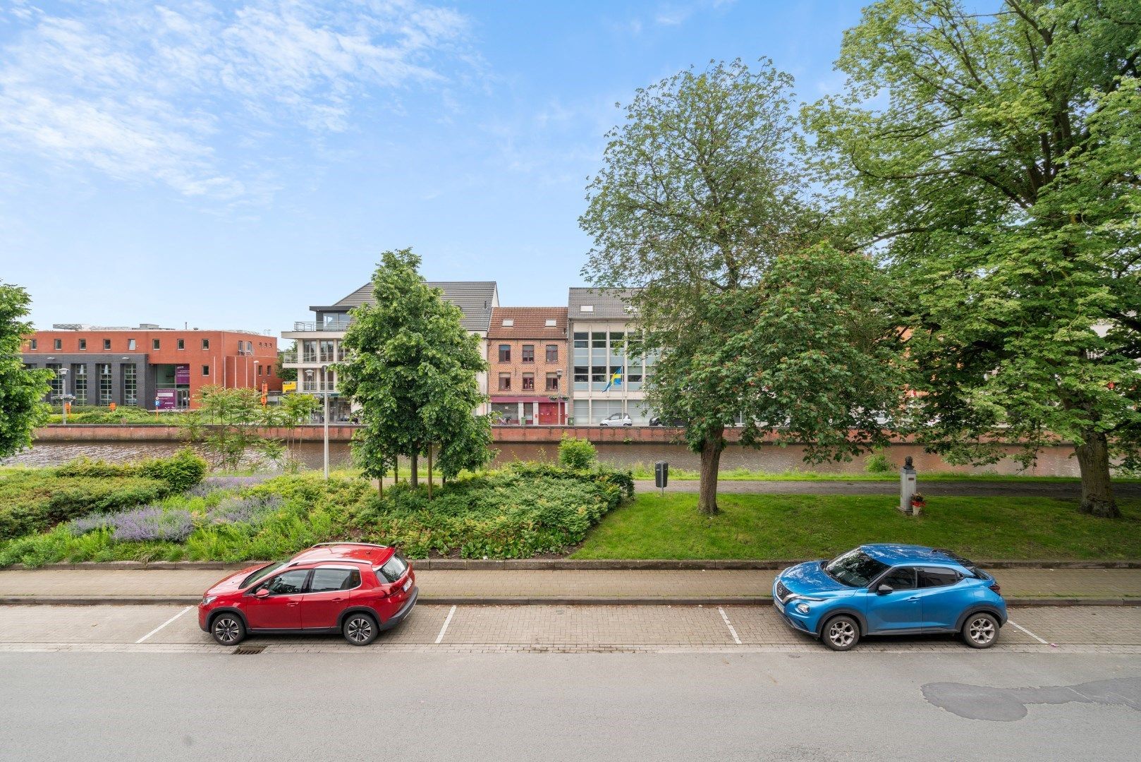 🔑 Luxe Appartement in het Centrum van Lokeren met Zicht op de Durme en Markt 🔑 foto 8