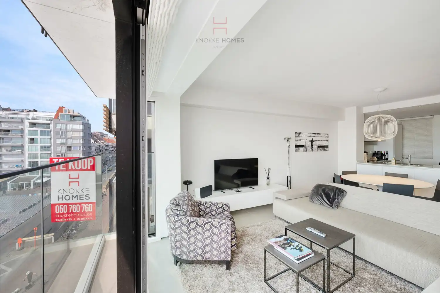 Instapklaar 3-kamerappartement met frontaal zeezicht aan het Rubensplein foto 3