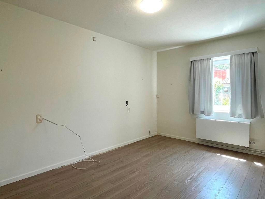 Seventies bungalow, rustig gelegen in het mooie Latem. foto 10
