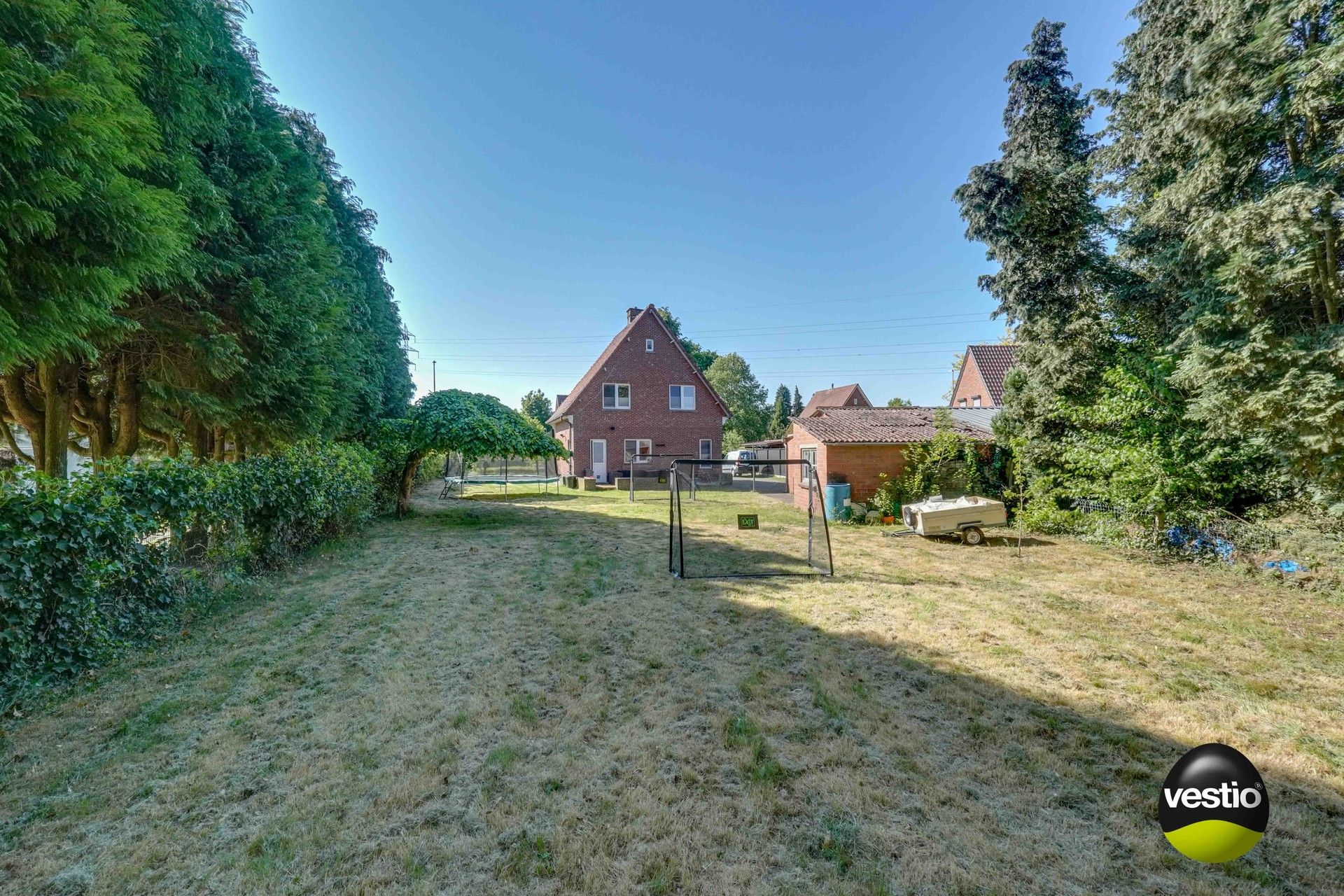 RUSTIG GELEGEN WONING OP 8,63 ARE foto 2